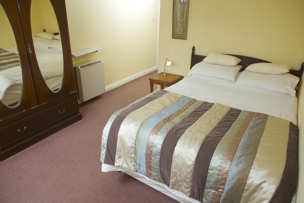 Jack O'Rourke'S Bar & Accommodation Abbeyfeale Room photo
